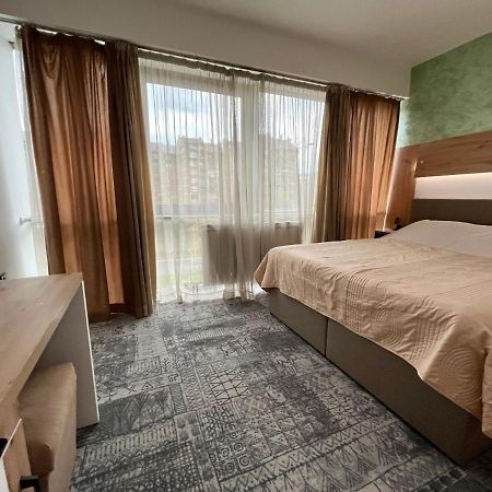 Hotel Brkic Sarajevo Airport - Free Parking Exterior photo
