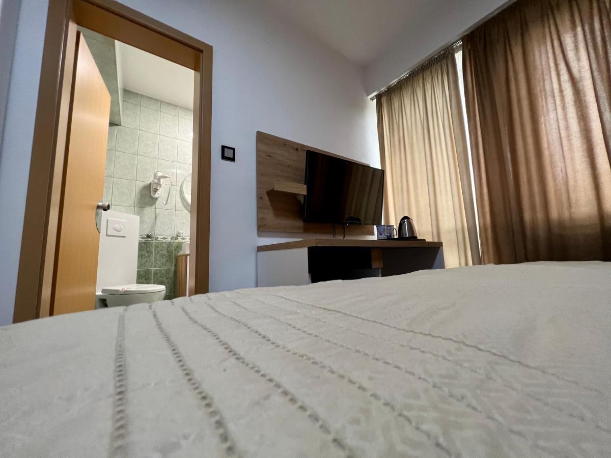 Hotel Brkic Sarajevo Airport - Free Parking Exterior photo
