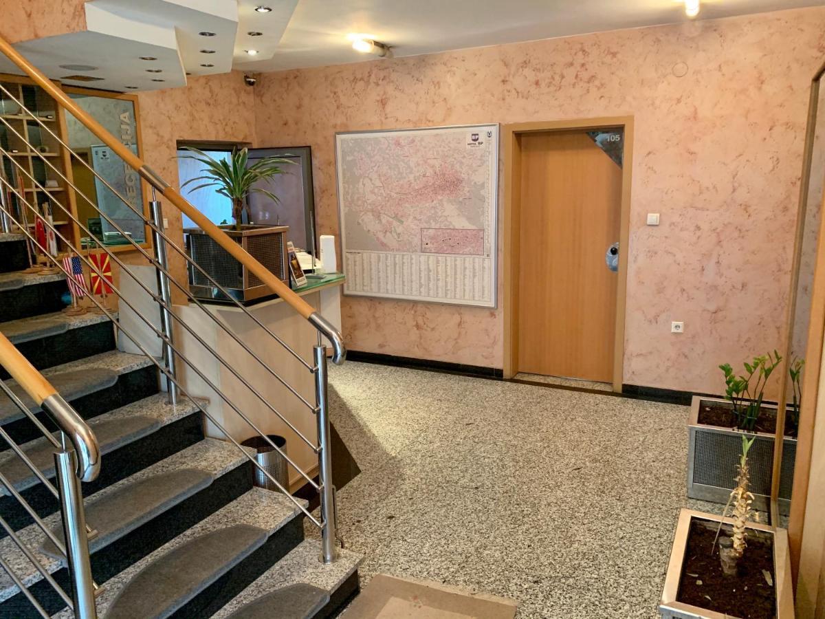 Hotel Brkic Sarajevo Airport - Free Parking Exterior photo
